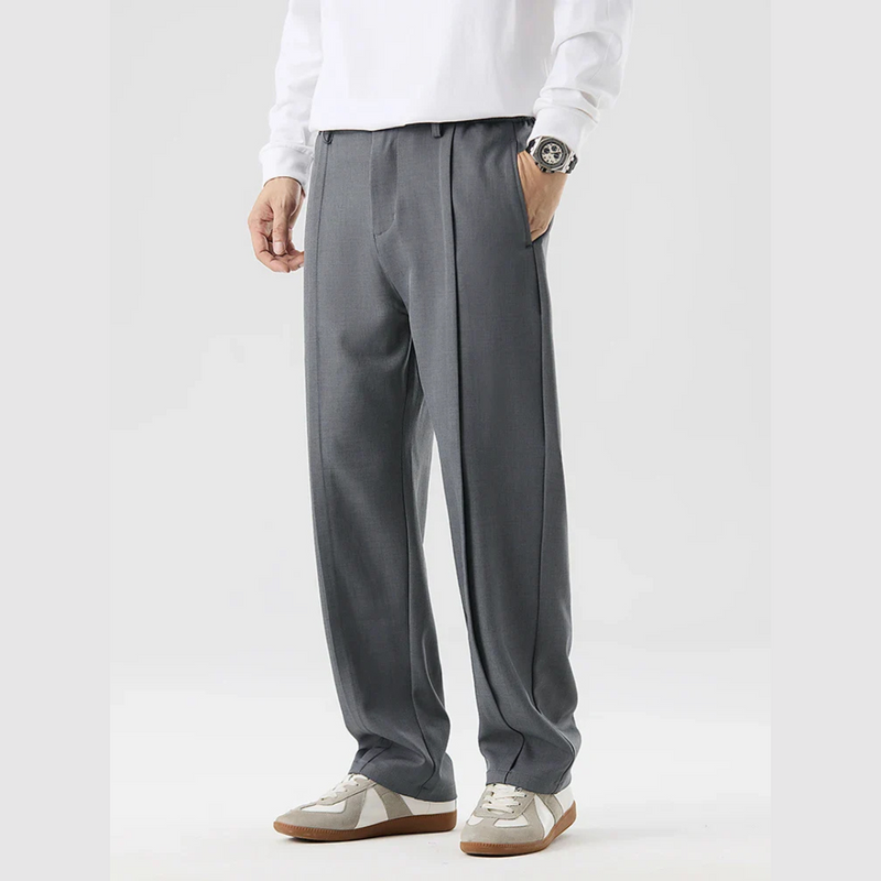 Wide-Leg Pleated Trousers for Versatile Everyday Comfort