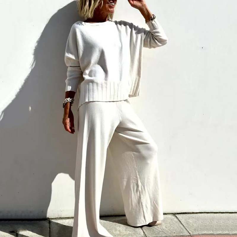 Minimalist Knitwear Set for Versatile Styling – Sophie