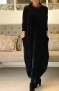 Luxurious Velvet Maxi Dress with Long Sleeves and Convenient Pockets – Sophia