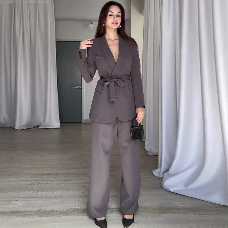Sophisticated Business Set with Tailored V-Neck Blazer – Grace
