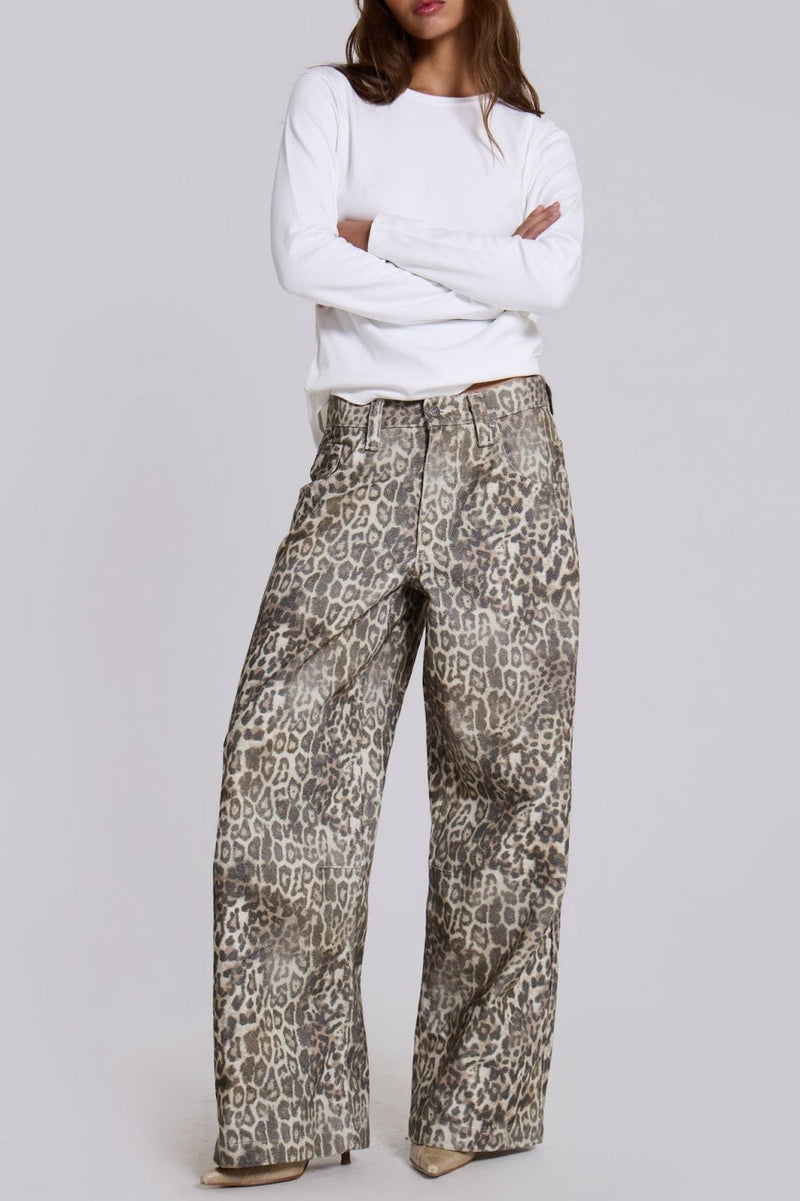 Bold Non-Stretch Jeans with Wild Leopard Pattern – Chloe