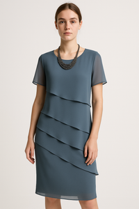 Chic Formal Dress – Flattering Fit for Special Events – Isabella