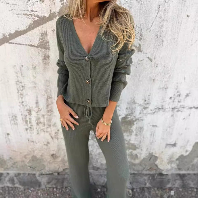 Warm Knitwear Set for Cozy Days at Home – Emma