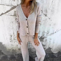Warm Knitwear Set for Cozy Days at Home – Emma